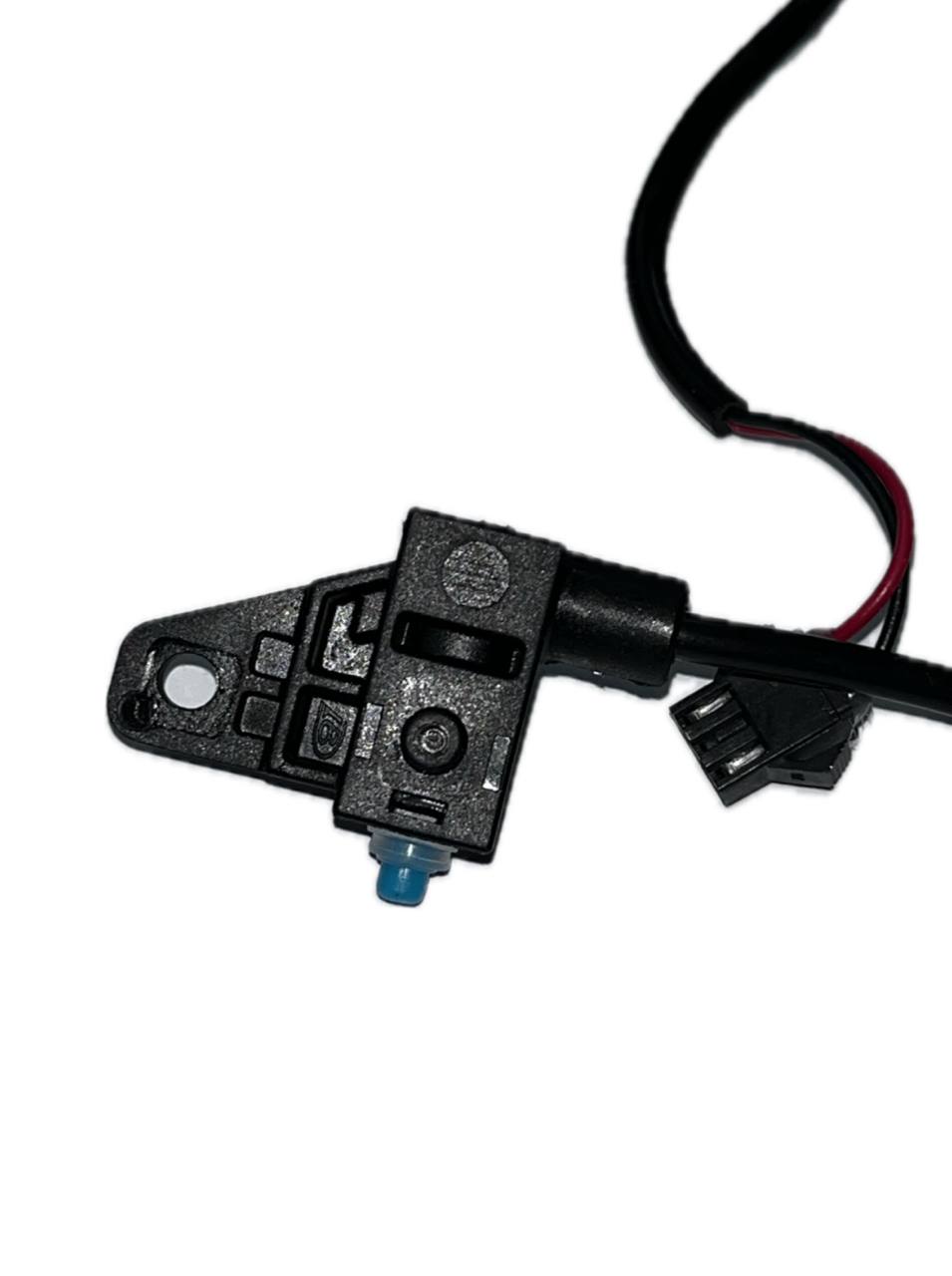 Датчик тормоза V3 Pro правый купить в Самаре